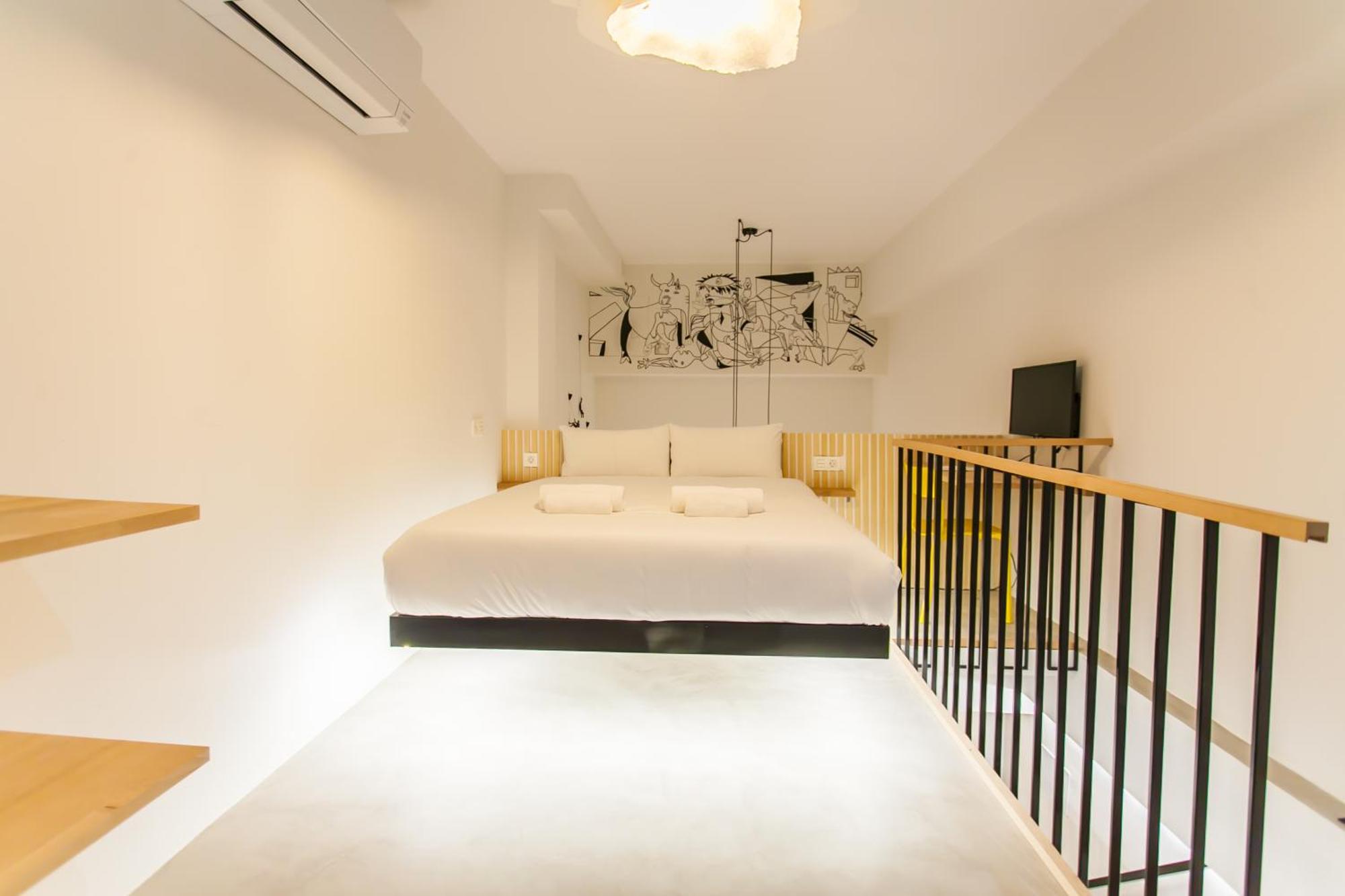 Guernica Luxury Duplex - Location, Light, And Art Apartment Мадрид Екстериор снимка