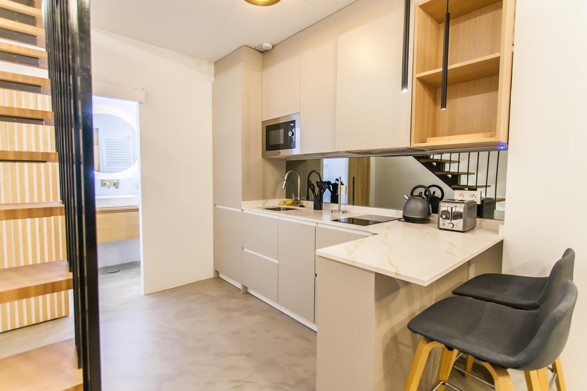 Guernica Luxury Duplex - Location, Light, And Art Apartment Мадрид Екстериор снимка